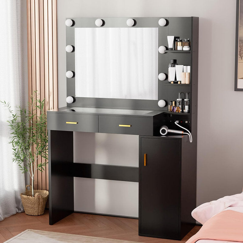 Makama makeup vanity